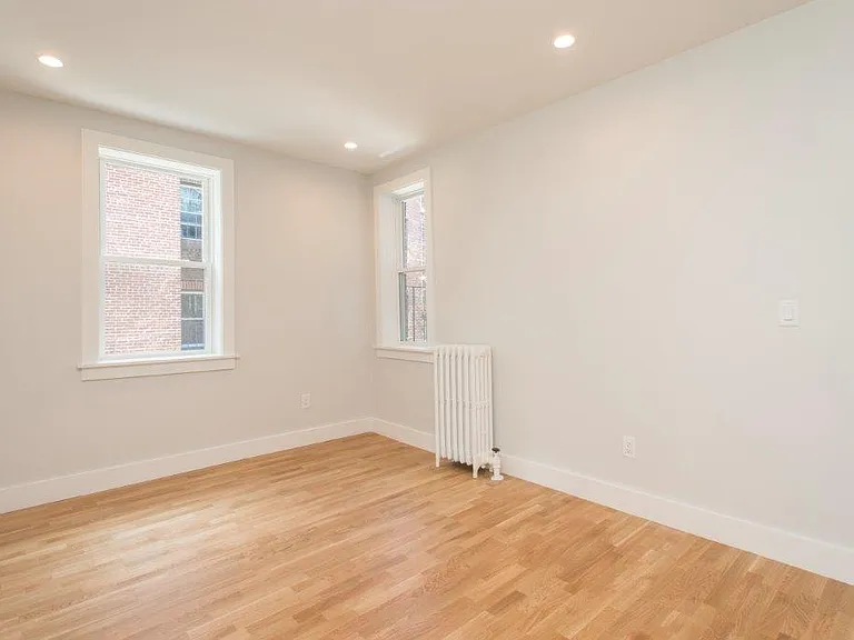137 Highland Ave #15F — Photo 6