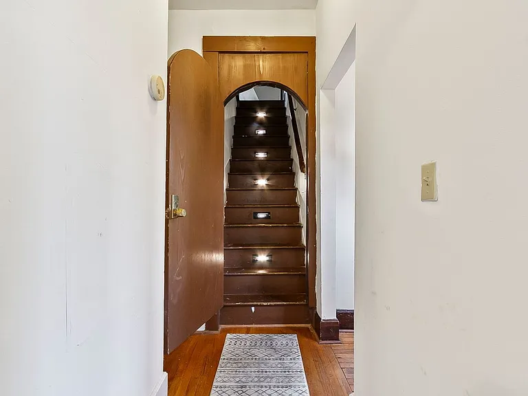 1304 Riverside Dr — Photo 42