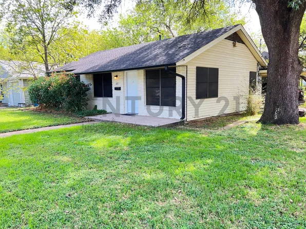 717 Crescent St, Denton, TX 76201