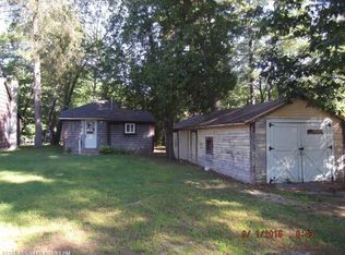 10 Shore Rd, Windham, ME 04062