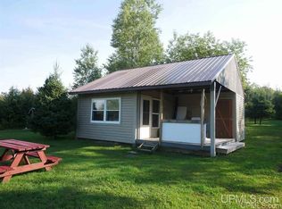 15129 Horoscope Rd, Pelkie, MI 49958