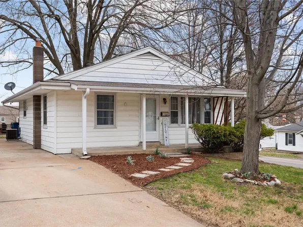 11021 Bernice Ave, Saint Ann, MO 63074