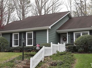 1545 Laureldale Dr, Raleigh, NC 27609