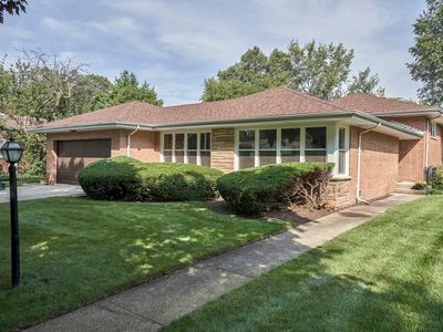 2712 Birchwood Ave, Wilmette, IL, 60091