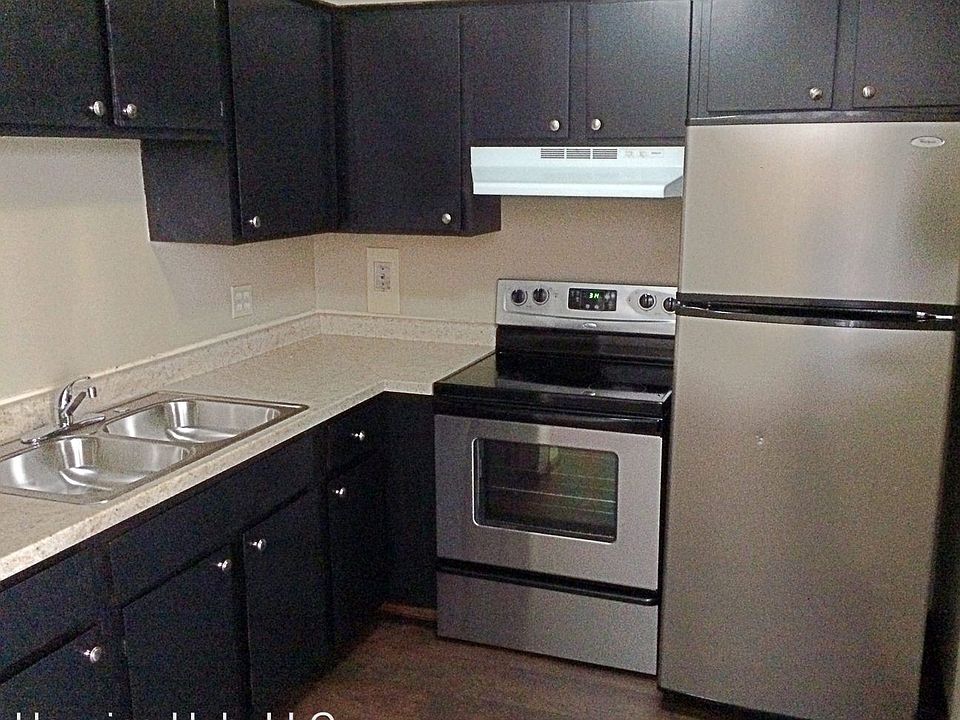 1st image of 795 6th St E APT 101