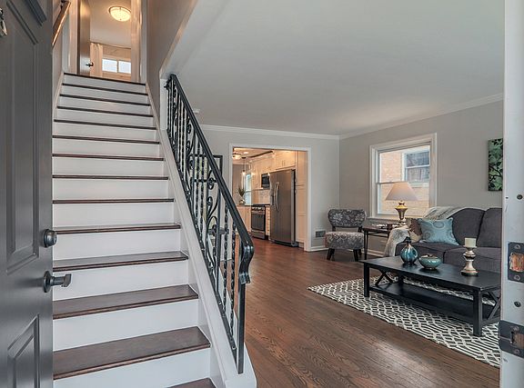 3rd image of 317 Nordica Ave
