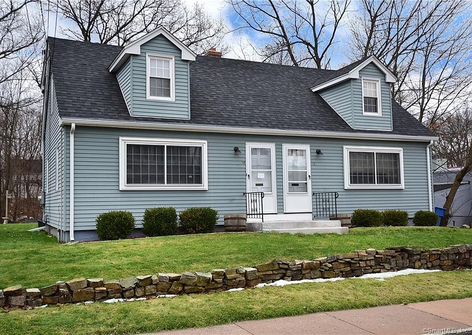 Welcome to 14 Strant (left side)!