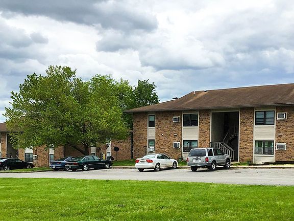 2nd image of 710 Elm Dr APT 4