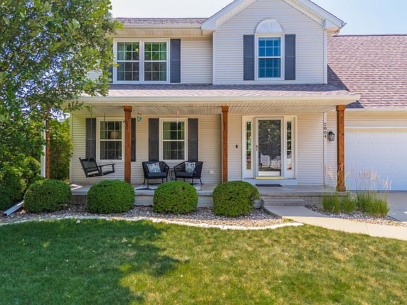 4th image of 2804 Longmeadow Ln