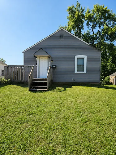 3091 E 13th Ave Photo 1