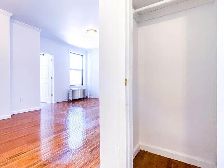 2409 28th St #31 — Photo 11
