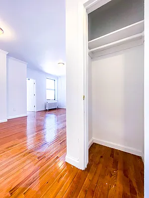 Rented by Voro New York | media 15