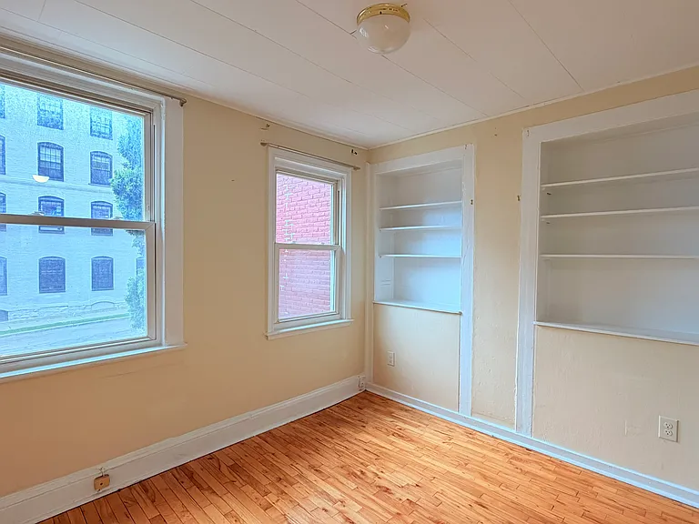 111 College St #3C — Photo 7