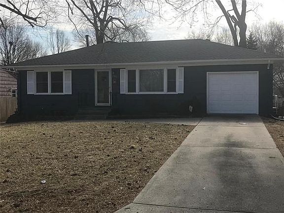 2nd image of 7905 W 85th St