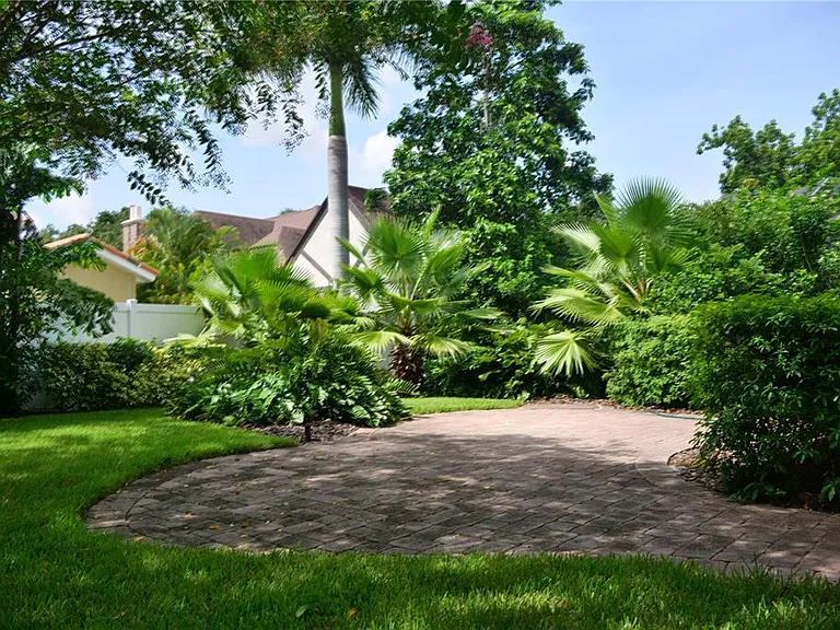 3012 W Fair Oaks Ave — Photo 16