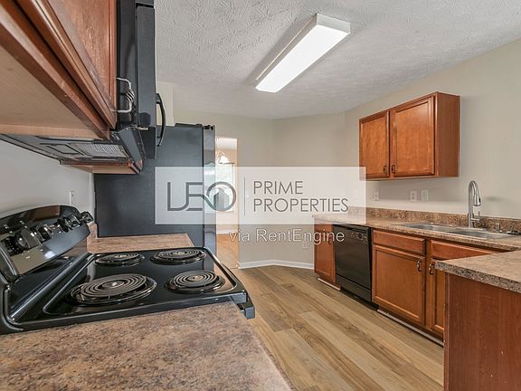 5th image of 3168 Meadow Point Dr