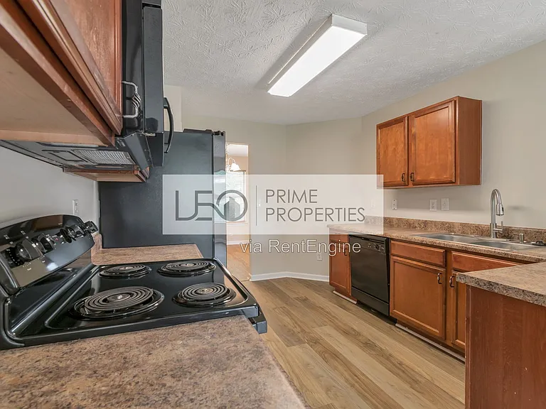 3168 Meadow Point Dr — Photo 5