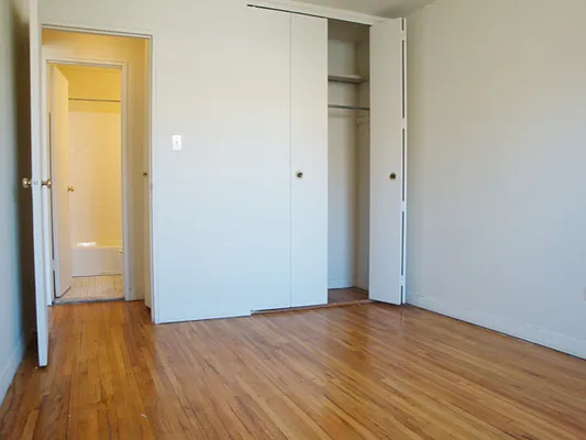 Rented by DSA Realty Midtown West | media 22