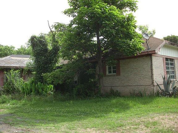 2nd image of 248 Lake Dr