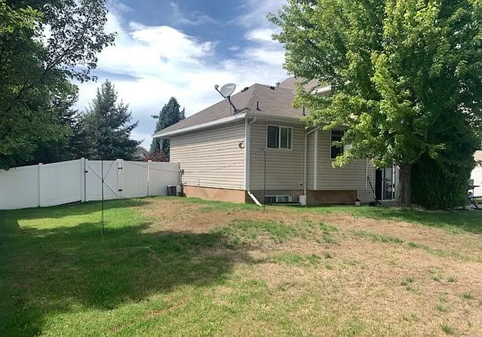 1010-3575 Westside Dr — Photo 14