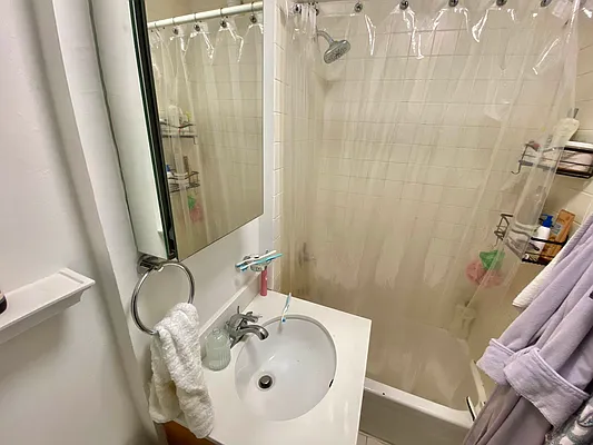 Rented by J PRESTON AND ASSOCIATES INC | media 4