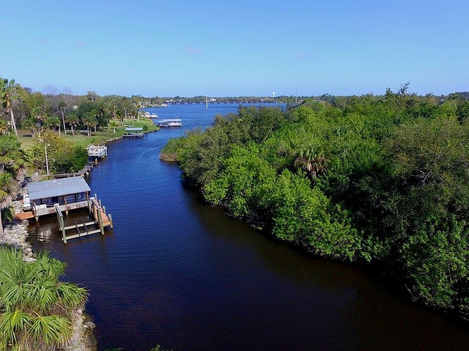 1st image of 9881 River Dr