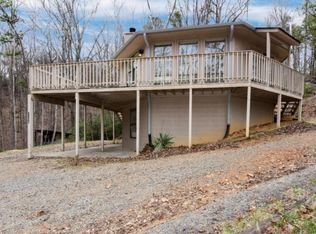 1128 Raintree Rd, Gatlinburg, TN 37738