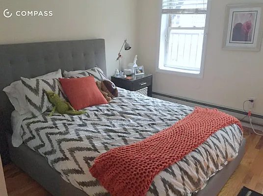 Rented by Compass | media 12