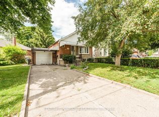 240 Parkview Hill Cres #BASEMENT, Toronto, ON M4B1S3