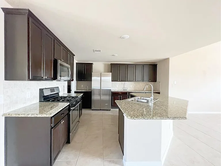 29043 Jacobs River Dr — Photo 8