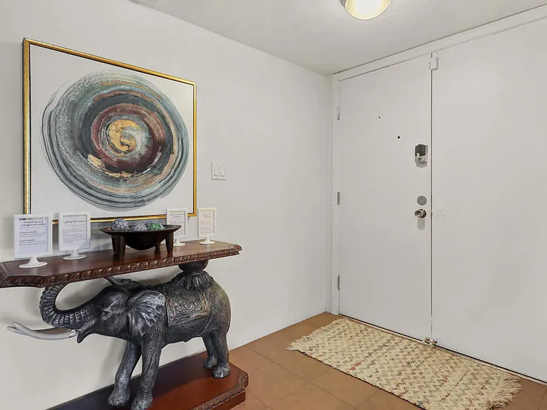 47 Juan Carlos Dr — Photo 7