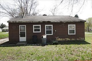 5th image of 70 Saratoga Ave