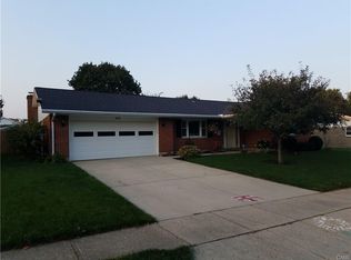 609 Rohrer Dr, Tipp City, OH 45371