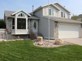 5577 S Walden Glen Dr, Murray, UT 84123