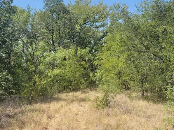 102 Vera Rd, Graham, TX 76450