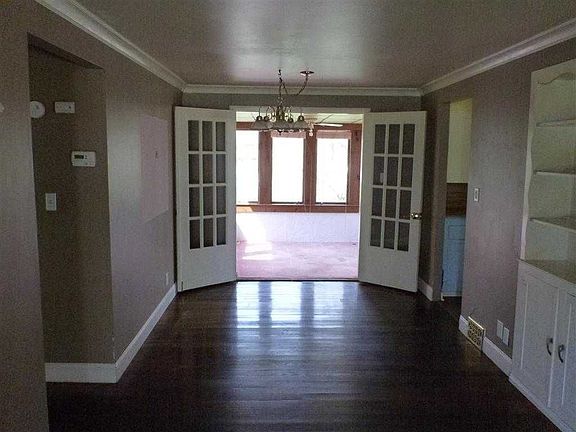 3rd image of 3609 Far Hills Ave