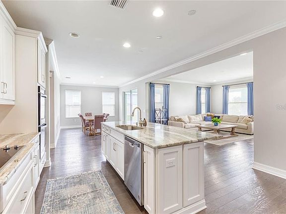 5th image of 31598 Fairhill Dr