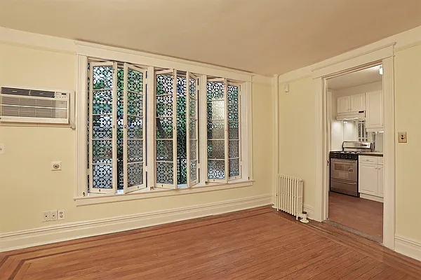 Rented by Corcoran | media 21