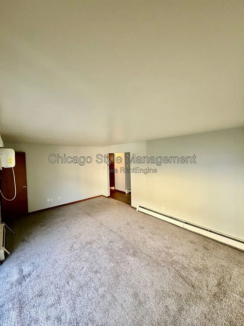 2 bed, 1.0 bath, $1,195 — Photo 3