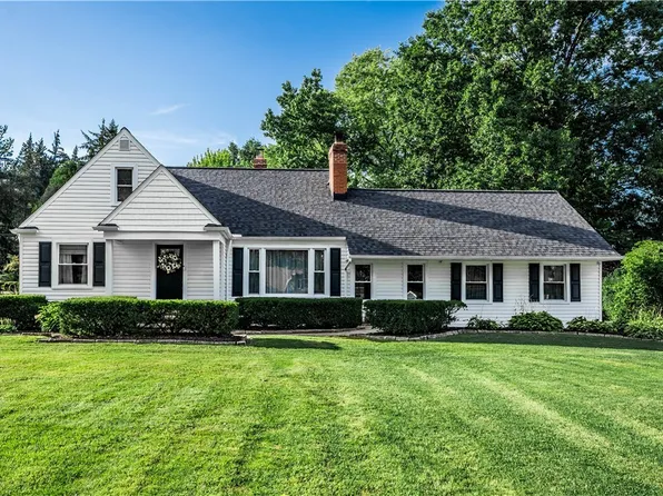 6903 E Sprague Rd, Independence, OH 44131