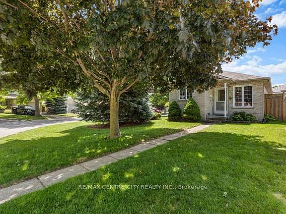 2nd image of 463 Exmouth Cir