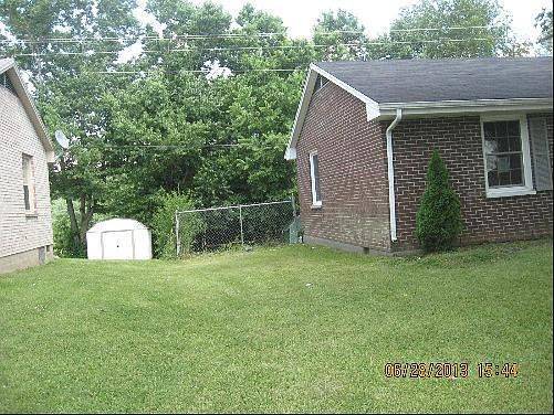 2nd image of 517 Queensway Dr