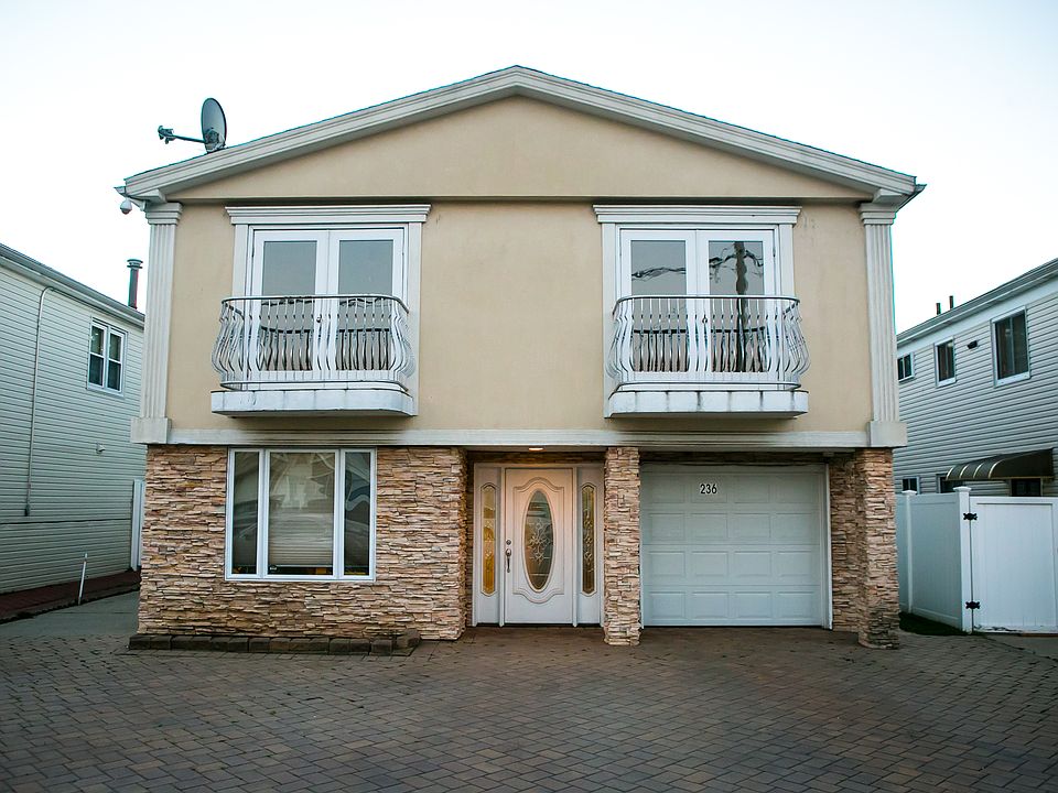 1st image of 236 Kelly Blvd