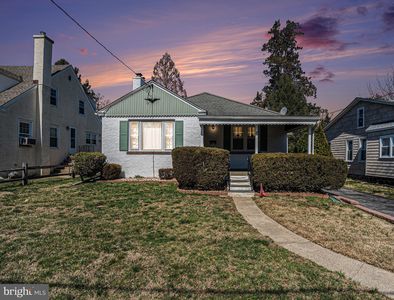 39 Grove Ave, Flourtown, PA, 19031