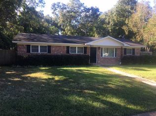 16 W Chadwick Dr, Mobile, AL 36606