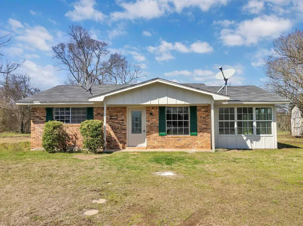 295 E Jackson St, Reklaw, TX 75784