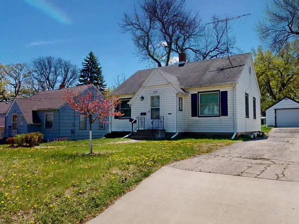 510 Johnson St, Albert Lea, MN 56007