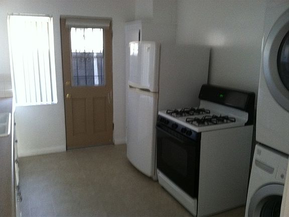 4th image of 8730 Lemon Ave