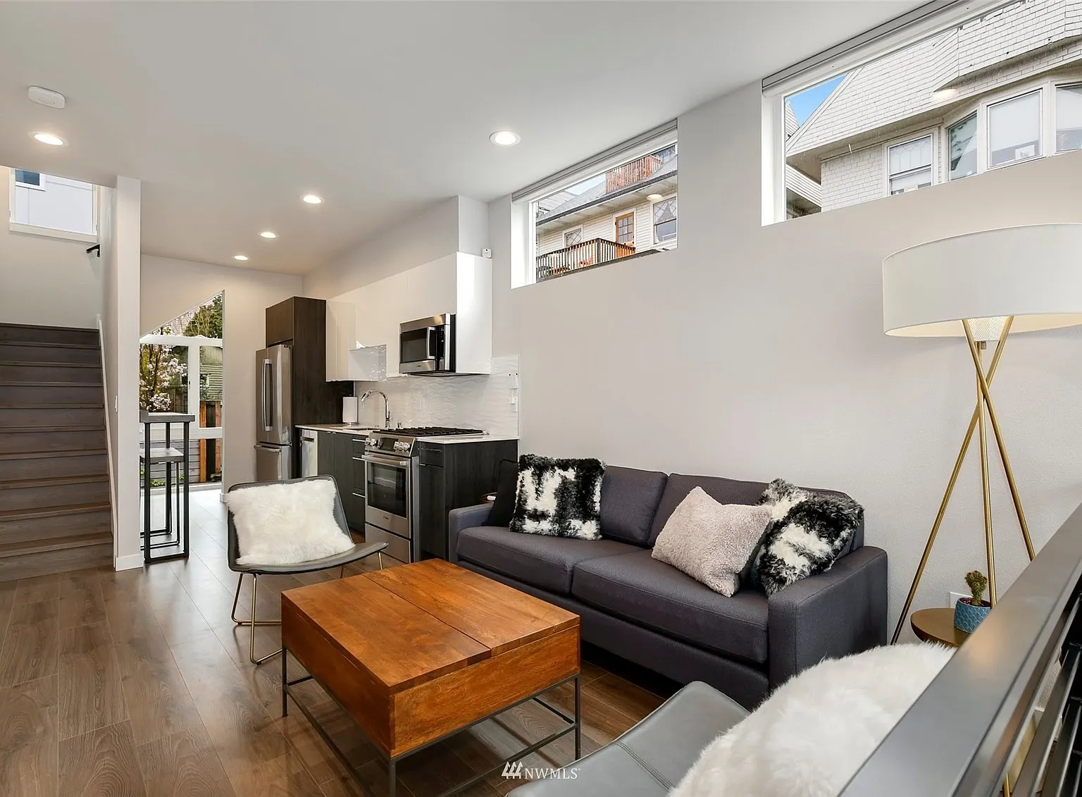 2 bed, 1344 sqft, $3,995 — Photo 2