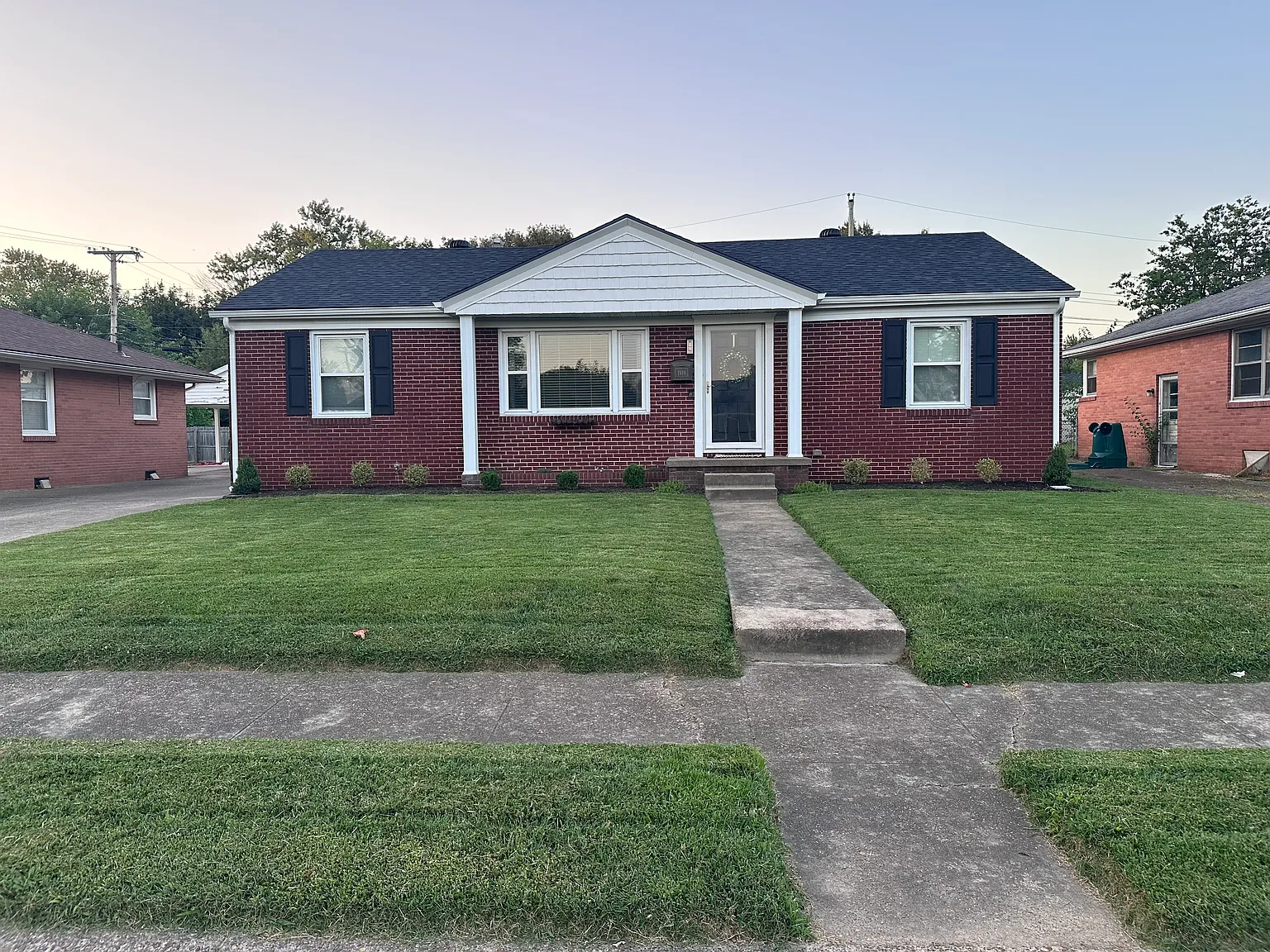 3 bed, 1600 sqft, $1,800 — Photo 1